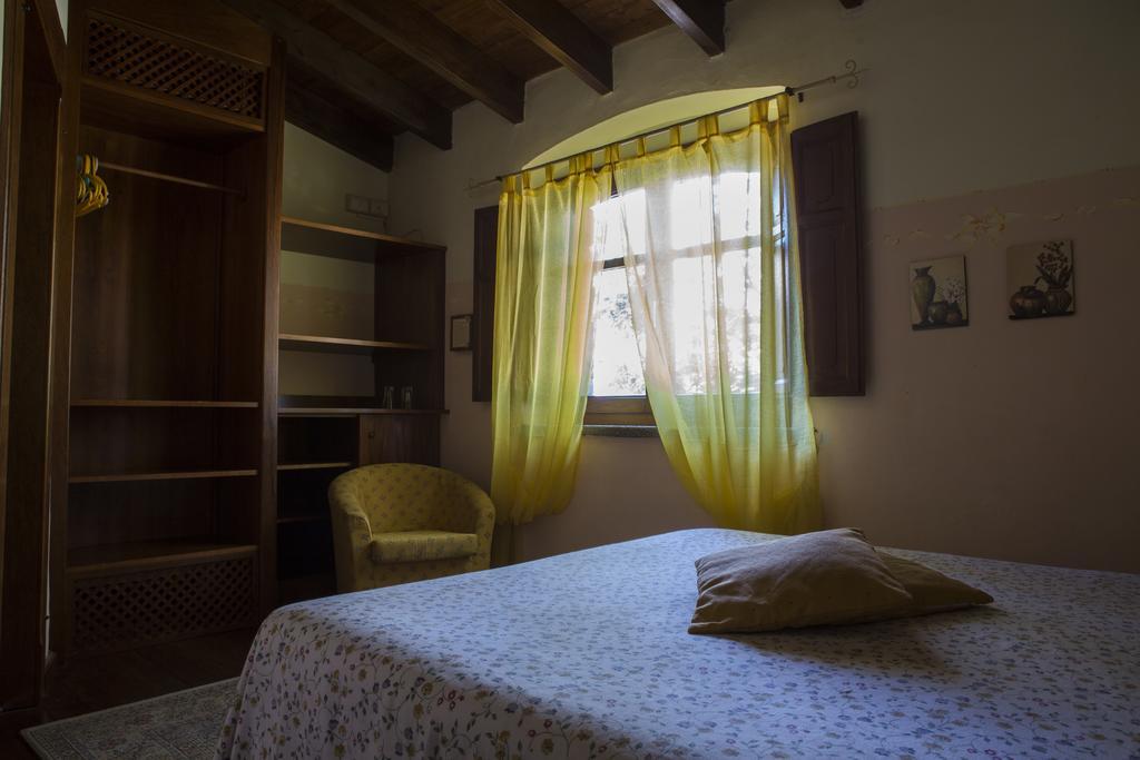 Country Hotel Mandra Edera Abbasanta Quarto foto